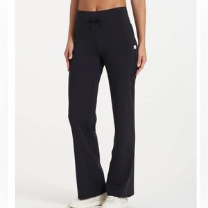 Vuori Daily Wide Leg Pants- Color Black Size XS